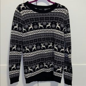 FOREVER 21 reindeer christmas sweater!